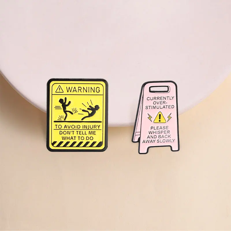 �Don't Tell Me What To Do“-Warnschild, Emaille-Anstecknadel, „Overstimulated Please Whisper“-Schild, Metallbrosche, Anstecknadel für Taschen, Schmuckgeschenke – Detail 4