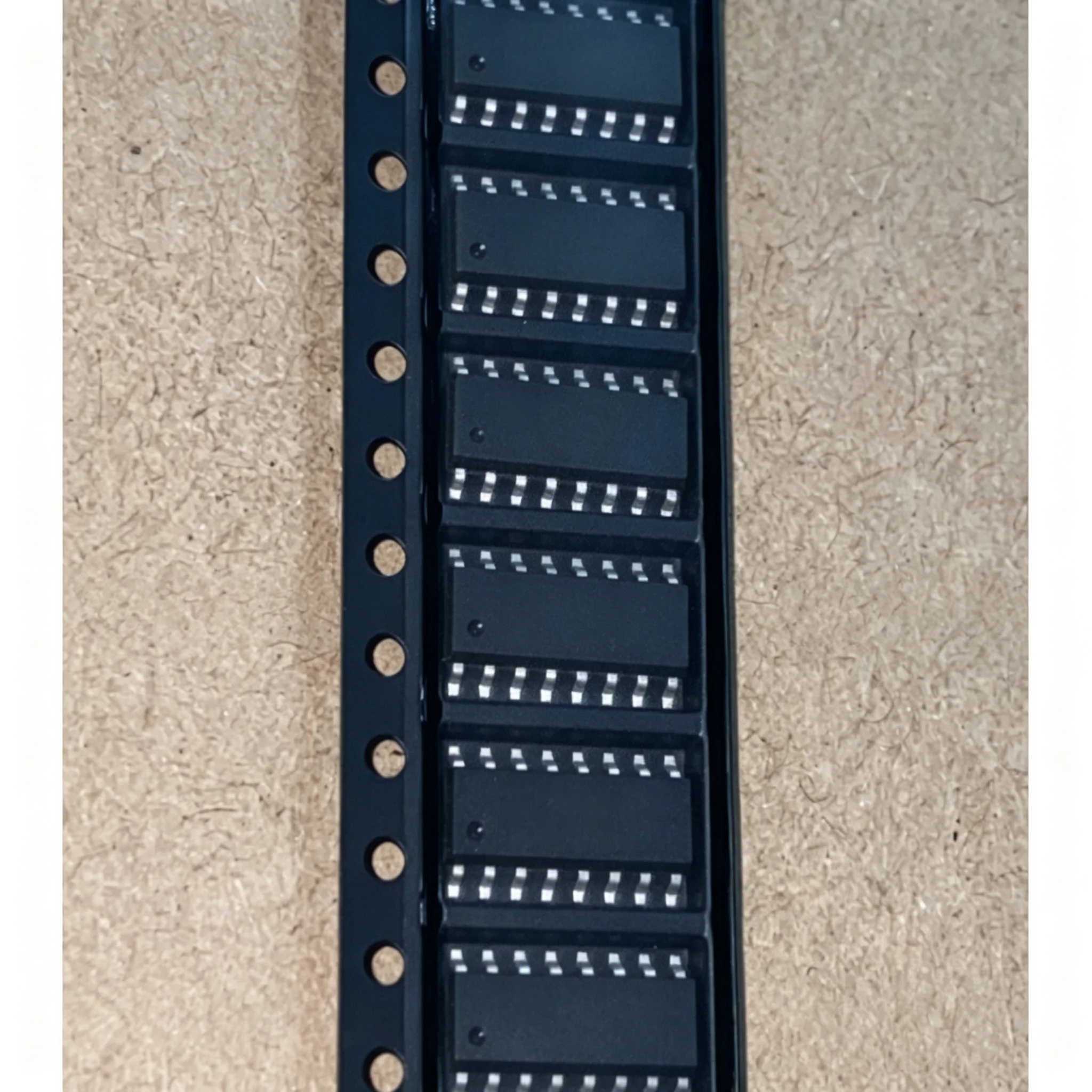 5piece AD7524 SOP-16 AD7528 JR SOP20 AD775 JRZ SOP24