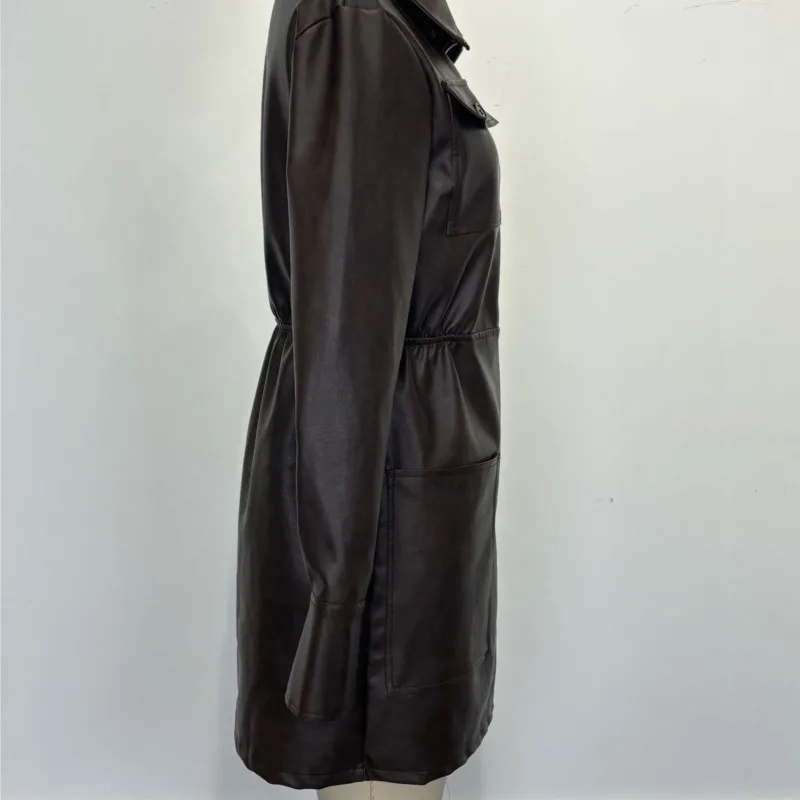 PU-leren jurken voor dames Elegante bruine overhemdkraag Halve ritssluiting Kant PU-leren mini-jurk met lange mouwen Vintage slim-fit jurk
