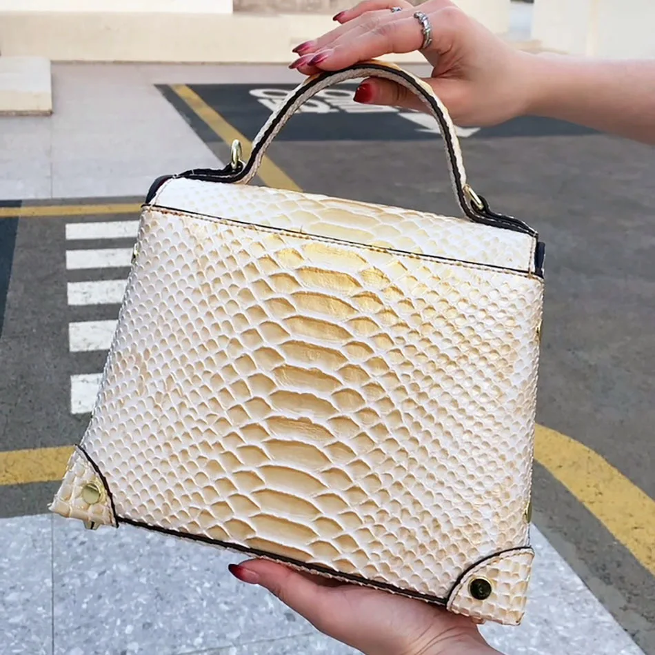 2024 New Trendy Women\'s Handbags Microfiber Python Print Shoulder Bag Designer Luxury Bag Top Hand Bag Rivet Lock Crossbody Bags