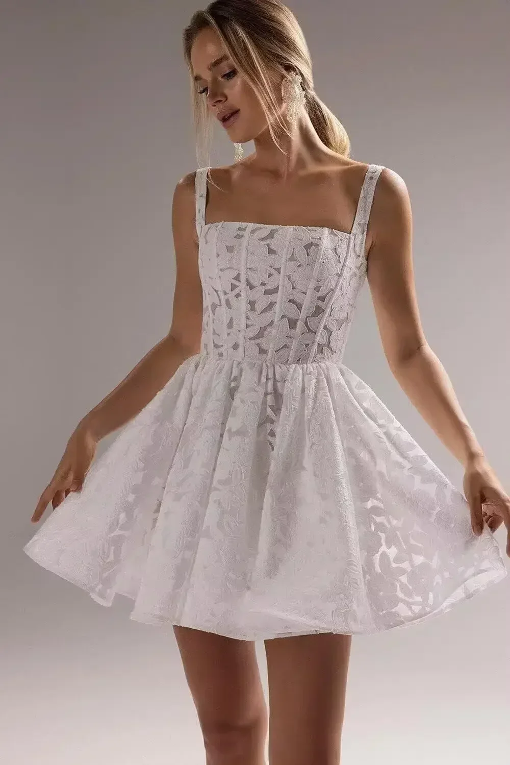 Vestidos de Novia Cortos 2026 con Apliques de Encaje y Flores 3D, Vestidos de Novia Boho, Vestido Corto para Graduación o Fiesta de Regreso a Casa