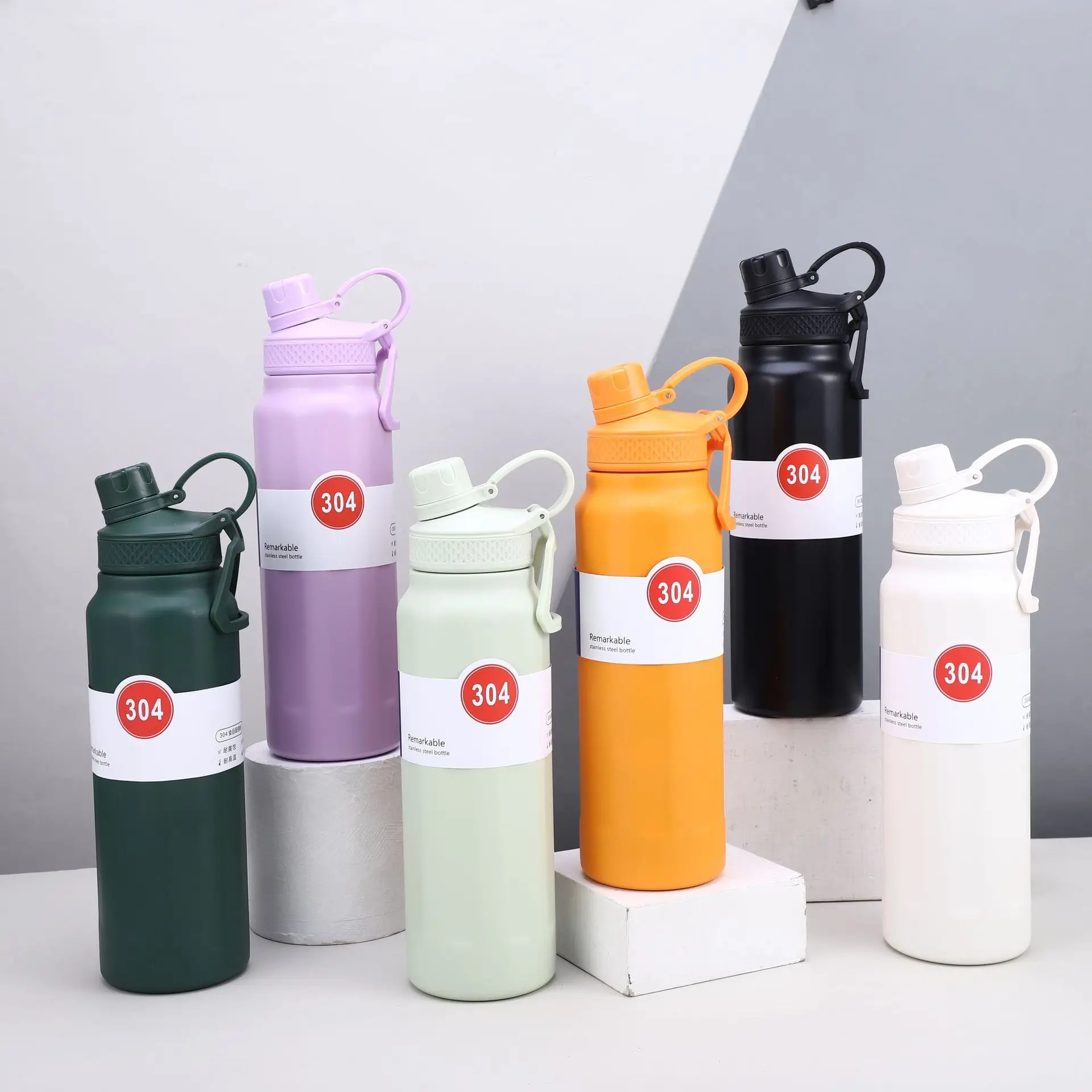 750ML Vacuum Flask Stainless Steel Portable Thermos Bottle Outdoor Sports Water Bottle Large Drink Bottle Travel Mug