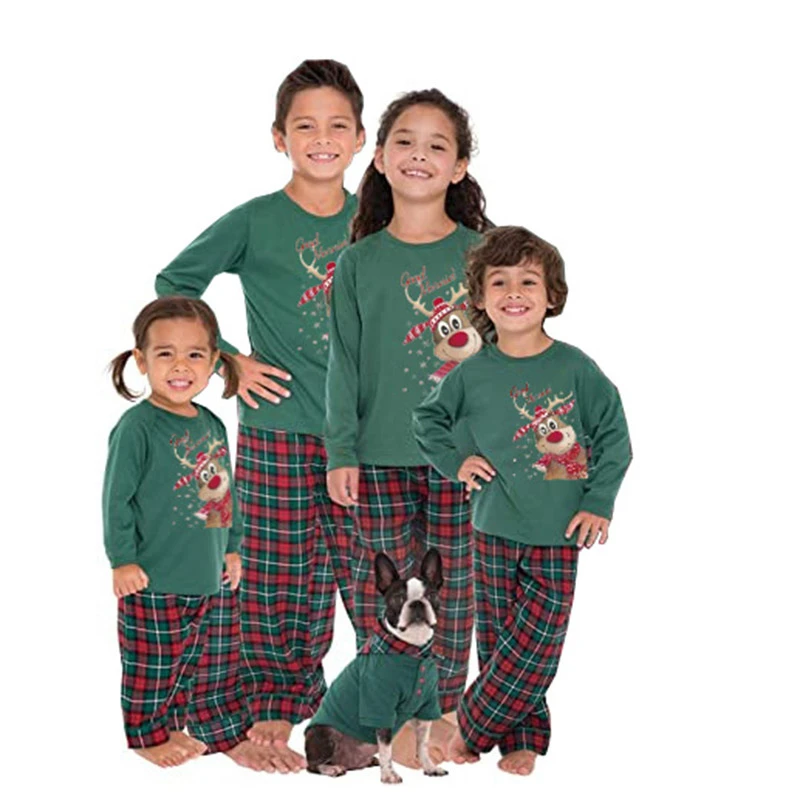 2024 Christmas Pajamas Outfits Family Mother Father Kids Matching Clothes Look Mommy And Me New Year\'s Costumes Pyjamas Deer