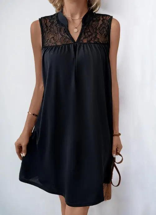 

Small Stand Collar Solid Color Lace Patchwork Dress