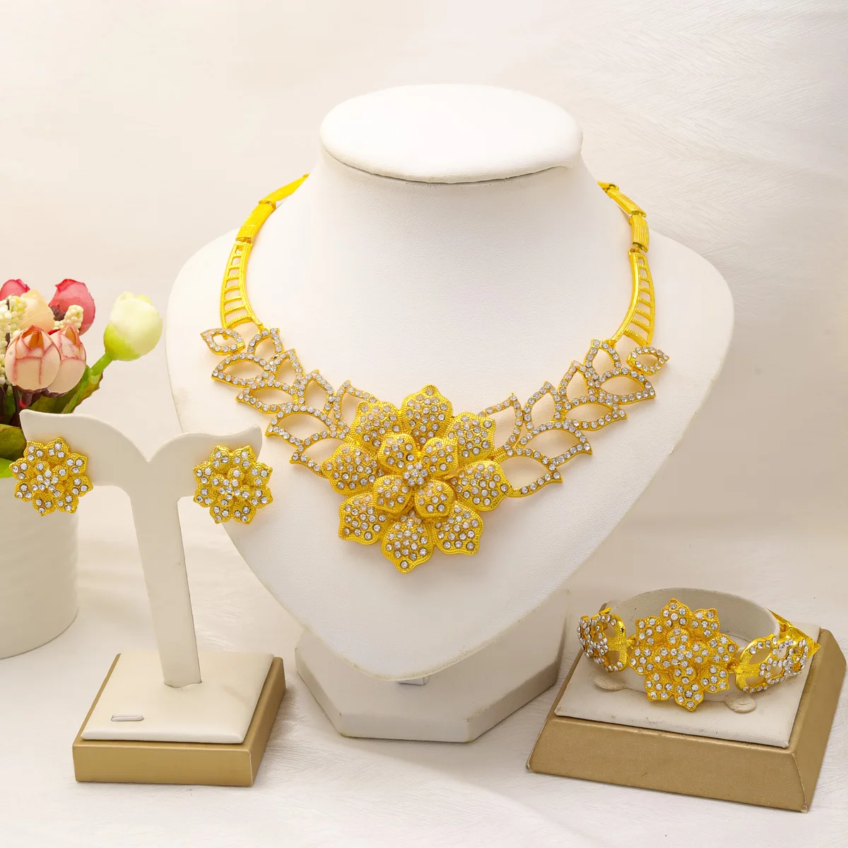 Liffly Fashion Dubai Jewelry Sets for Women 24K Gold Plated Flower Necklace Earrings Bracelet Bridal Jewellery Wedding Party