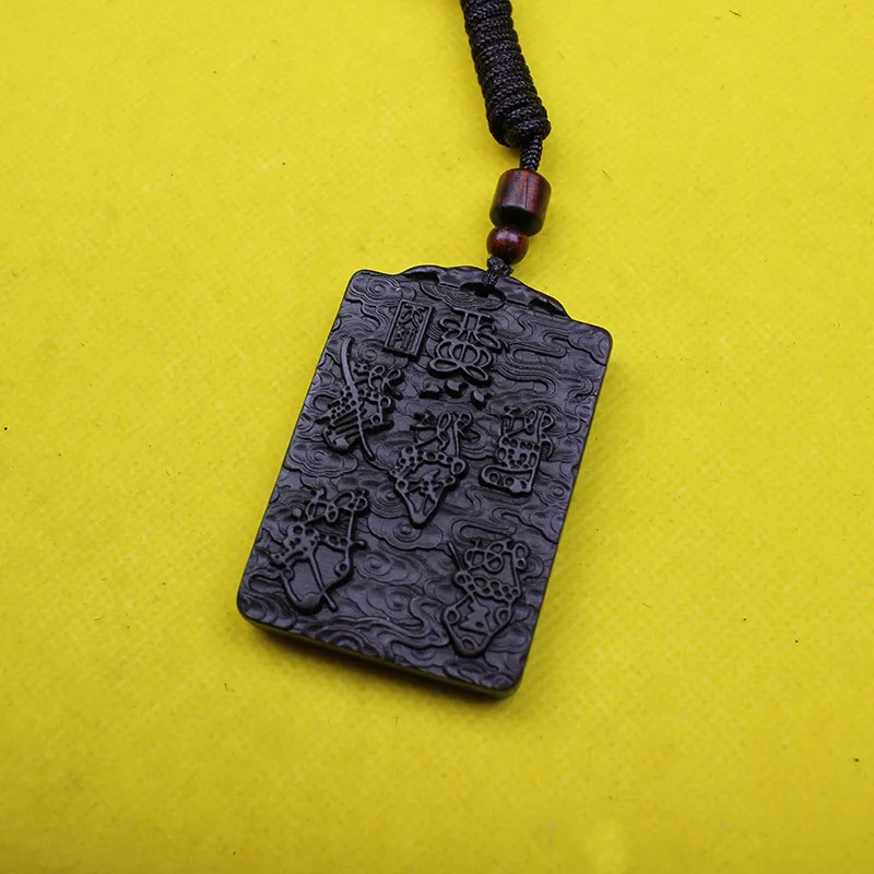 Chinese Style Hand Carved Tiger Head Thunder Struck Jujube Wood Talisman Pendant Lucky Blessing Protection Amulet Peace Charm