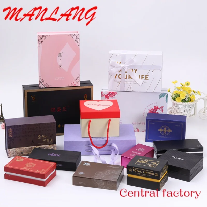 Custom  Customized Paper Cardboard Magnetic Foldable Folding Gift Box Garment Packaging Box