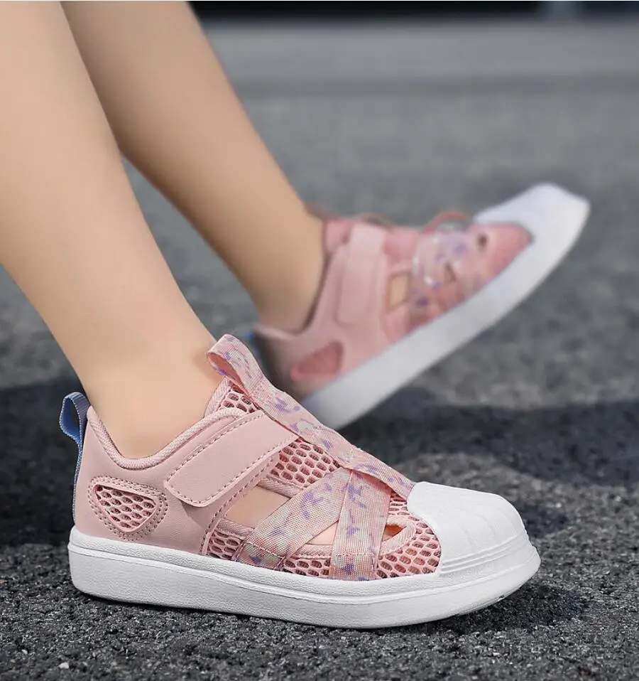 Moda bambini scarpe Casual morbide ragazze leggere Chunky Air Mesh Sneakers Kid Summer 4 5 6 7 8 Princess Net calzature sportive coreane