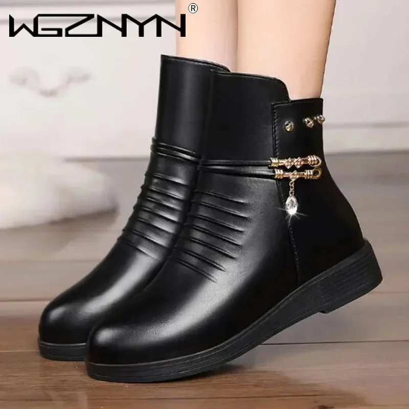 Solid Black NEW Women Luxury Brand Designer Snow Boots Metal Classic Furry Winter Warm Shoes Female Ankle Boot Women Botas Mujer