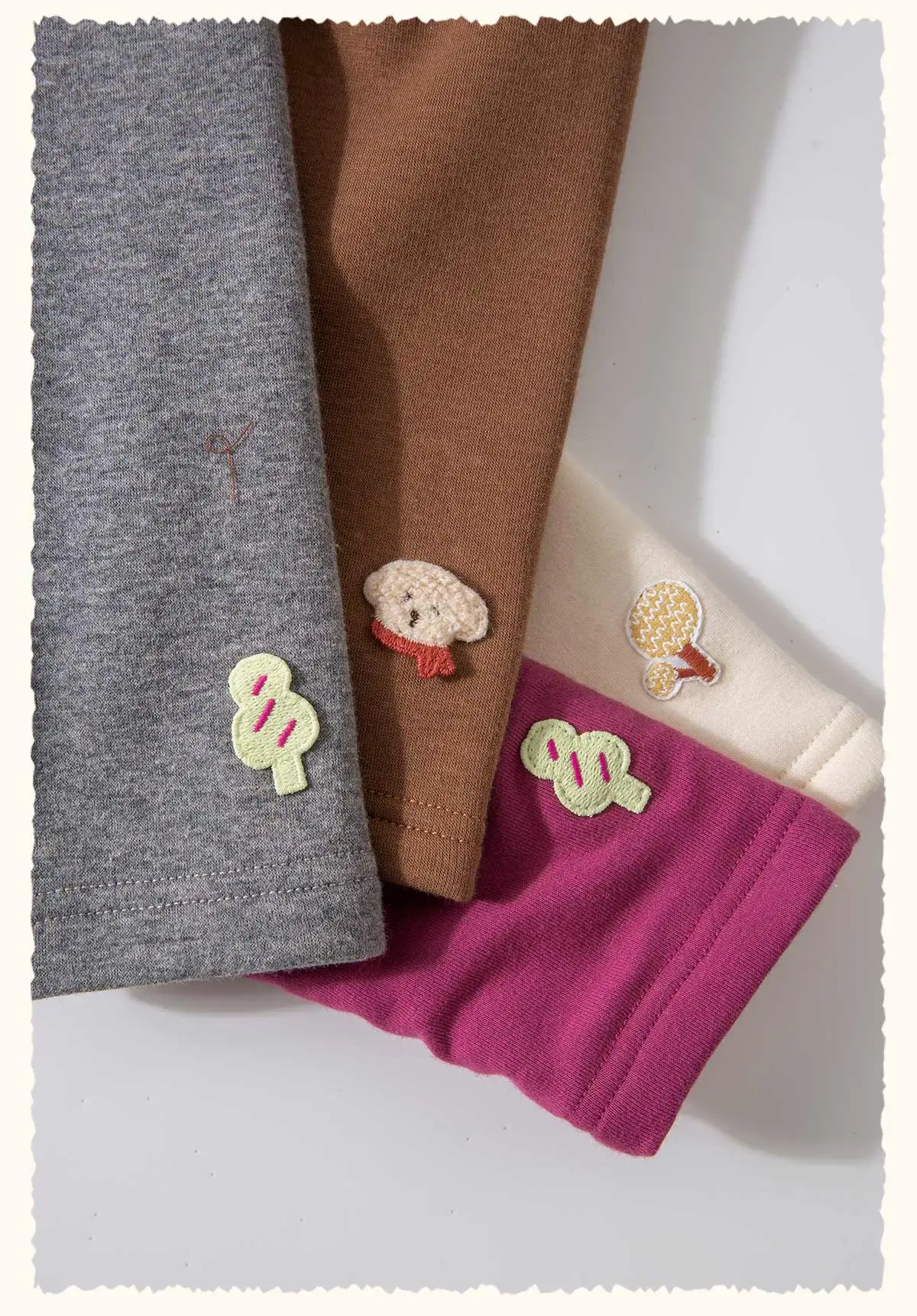 Amila 2026 Kinder-Winterhose mit dickem Samtbesatz, in mehreren Farben erhältlich, schmale Passform, mit Stickerei verziert. – Detail 9