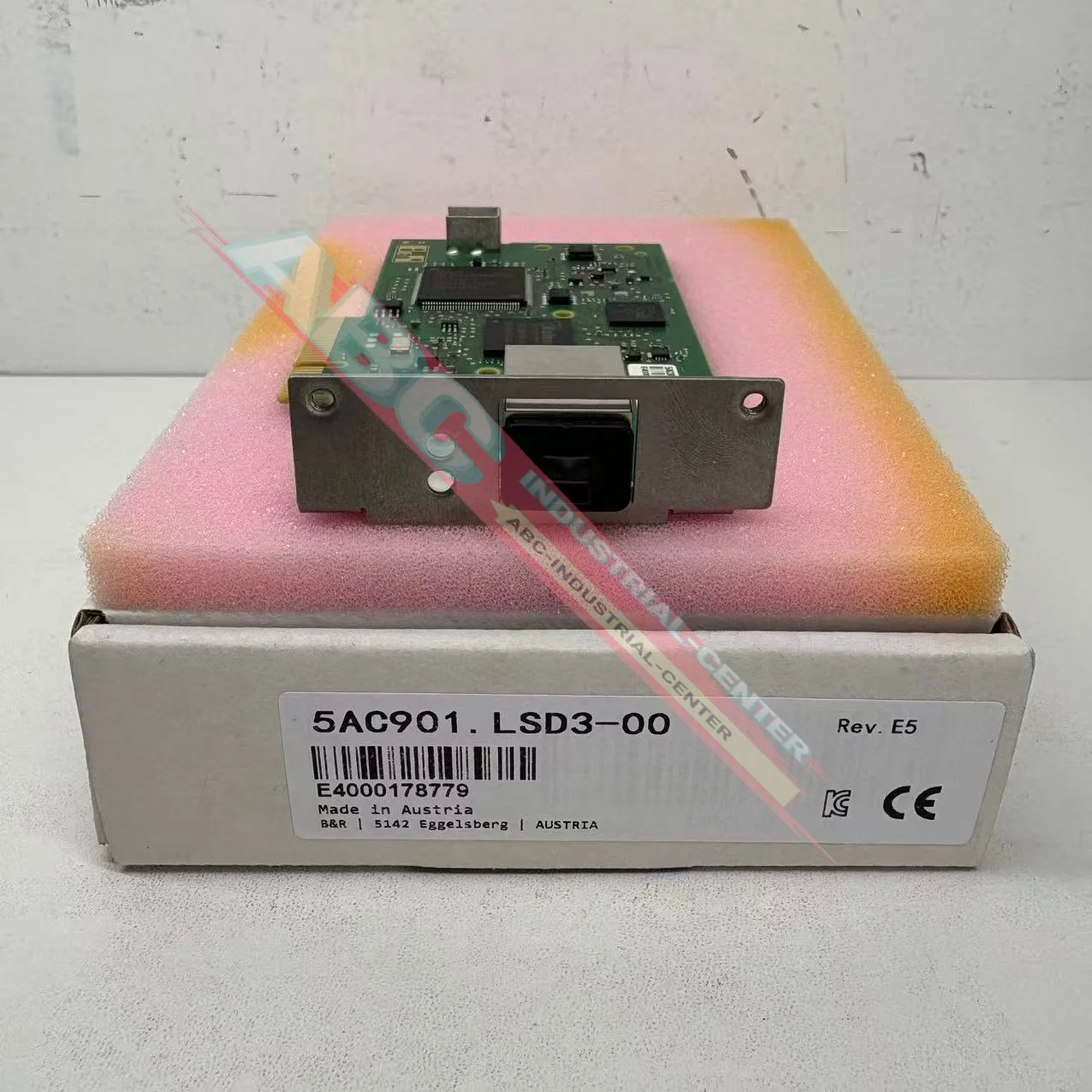 

Совершенно новая коммуникационная карта 5AC901.LSD3-00