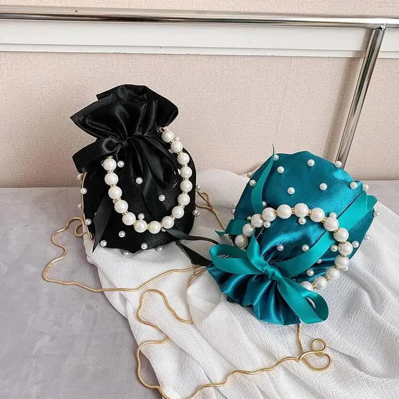 

Брендовые сумки на плечо для женщин, роскошная женская сумка высокого качества, черная бусина, жемчуг, имитация шелка, женская сумка-ведро через плечо