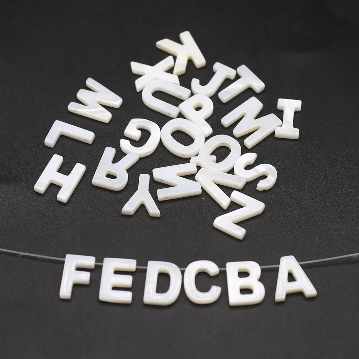 Natural Mother of Pearl Shell Alphabet Beads Letter Shells Loose Spacer Beads for Jewelry Making DIY Accessories Wholesale Lot