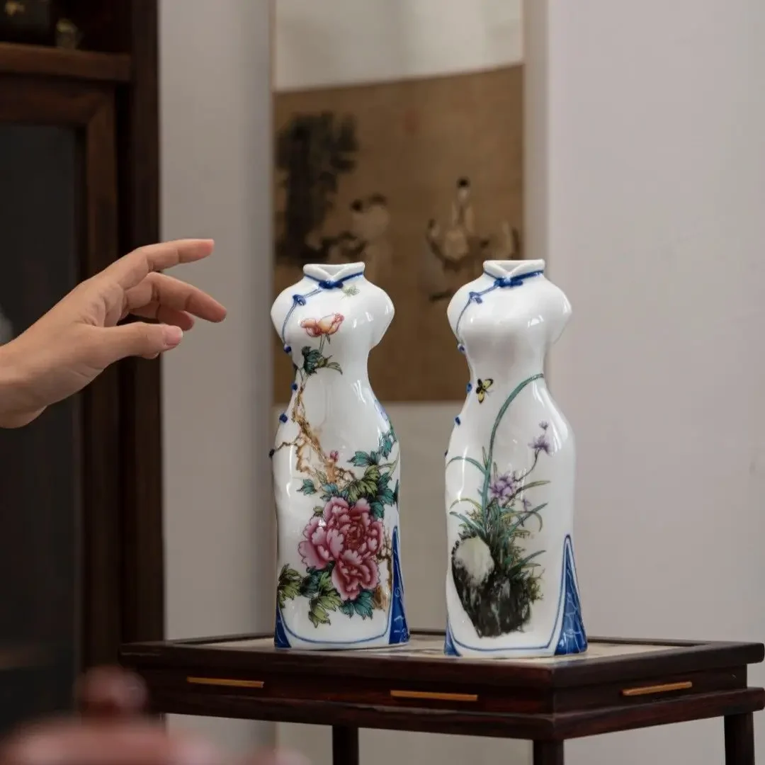 1PC 1PC Jade porcelain hand-painted cheongsam vase, retro decorative item, flower arrangement, Chinese ceramic handcrafted - Aliexpress Deal