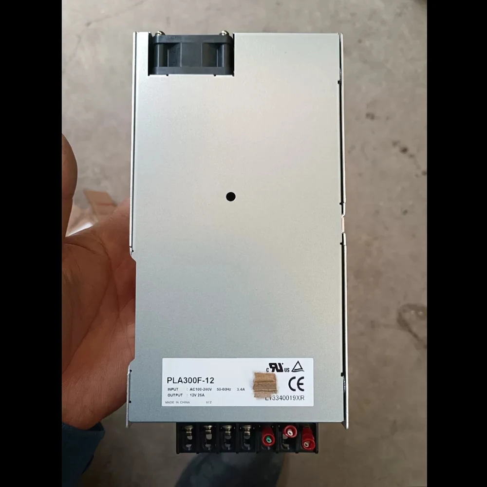 PLA300F-12 300 واط ل COSEL المدخلات AC100-240V 50-60 هرتز 3.4A الناتج 12 فولت 25A تحويل التيار الكهربائي العمل غرامة عالية الجودة سريع السفينة