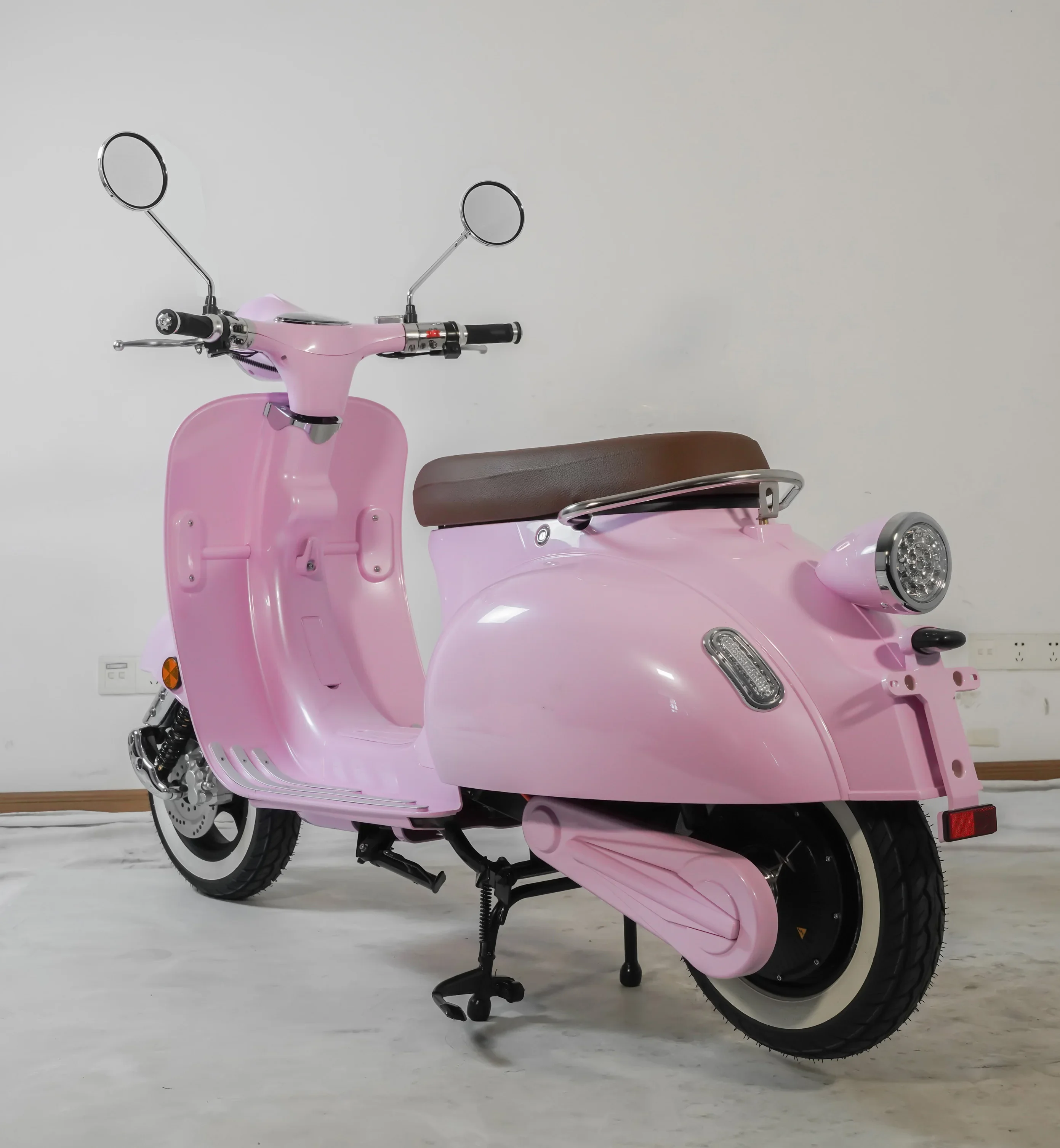 EEC fábrica batería de litio scooter eléctrico motocicleta 72V motocicleta eléctrica para adultos EBIKE rosa para mujeres