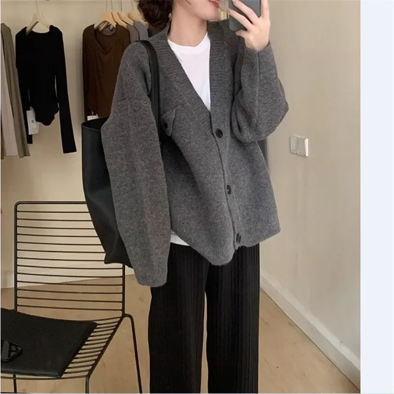 

New Women's Sweaters Fashion Loose All-match Knitwear Coats 2024 Spring Autumn Korean Lazy Style V-neck Single-breasted Top