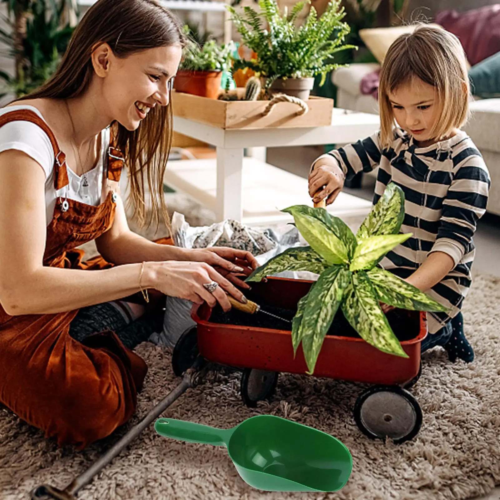 Small Shovel Multi-function Scoop Spoons Soil Shovel Universal Ergonomic Long Handle Garden Trowel for Gardening Beach Kids view 2