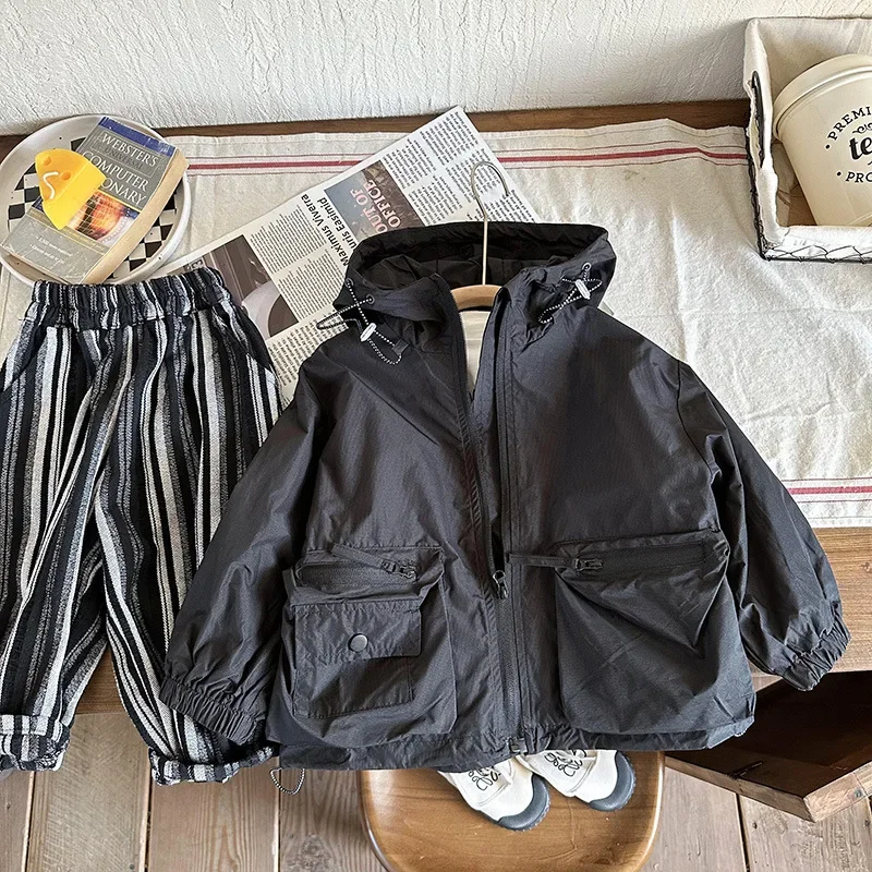 

Boys' Jackets Spring and Autumn 2024 New Children's Clothing Girls' Tooling Tops Autumn Clothing Children's Windproof Jackets