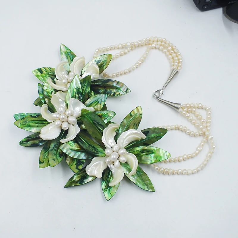 new !! Latest Design Shell Flowers Wedding Crystal Necklace Women Fashion Necklace 20\