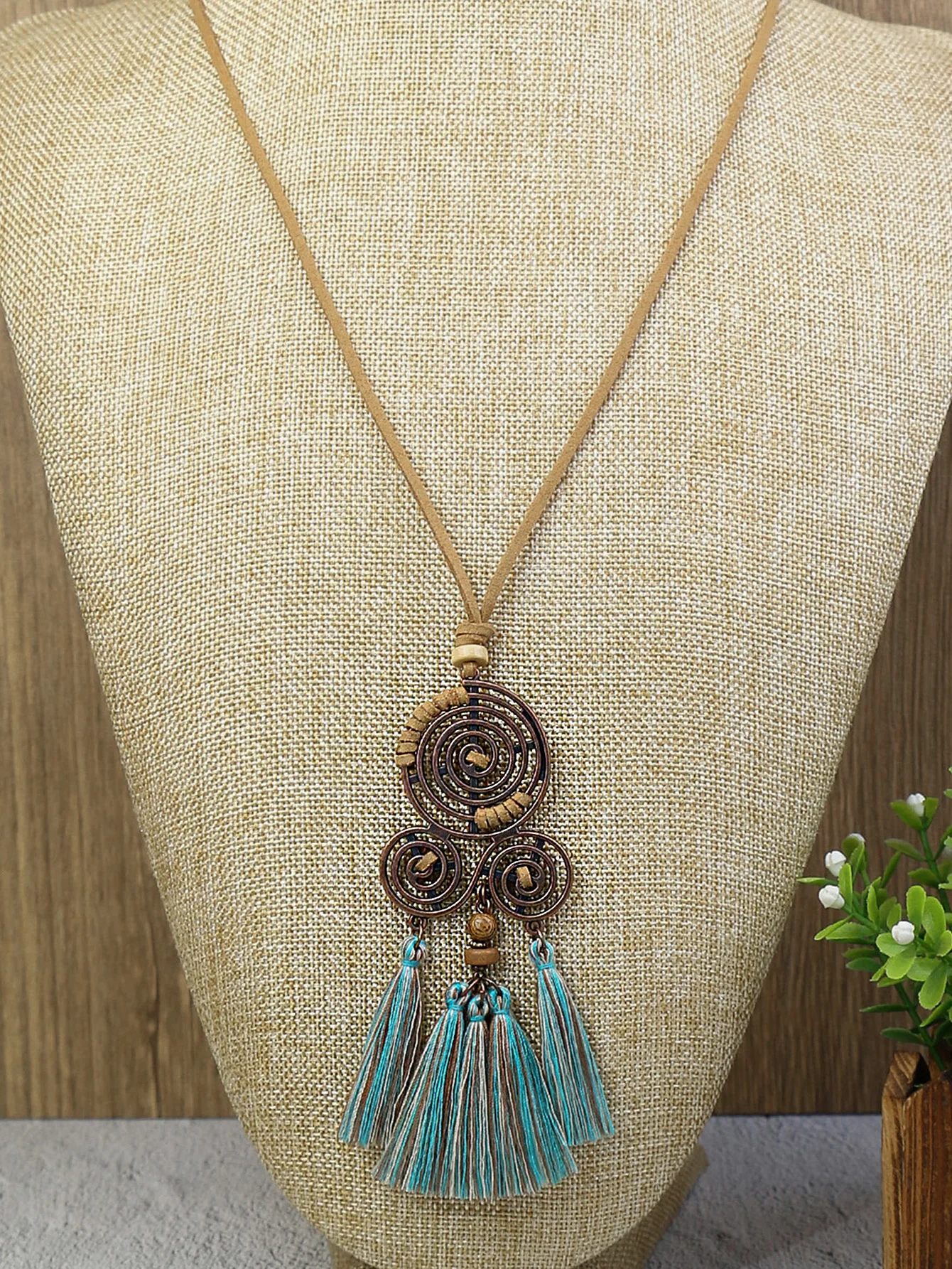 Vintage ethnic jewelry creative sweater chain tassel Dreamcatcher pendant lady texture necklace necklace