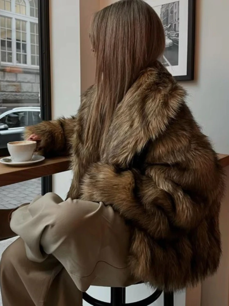 카키 라펠 숏 인조 퍼 재킷 오피스룩 여성용 털복숭이 폭스 퍼 재킷 플러피 스타일리쉬 플러시 코트 두꺼운 따뜻한 겨울 오버코트