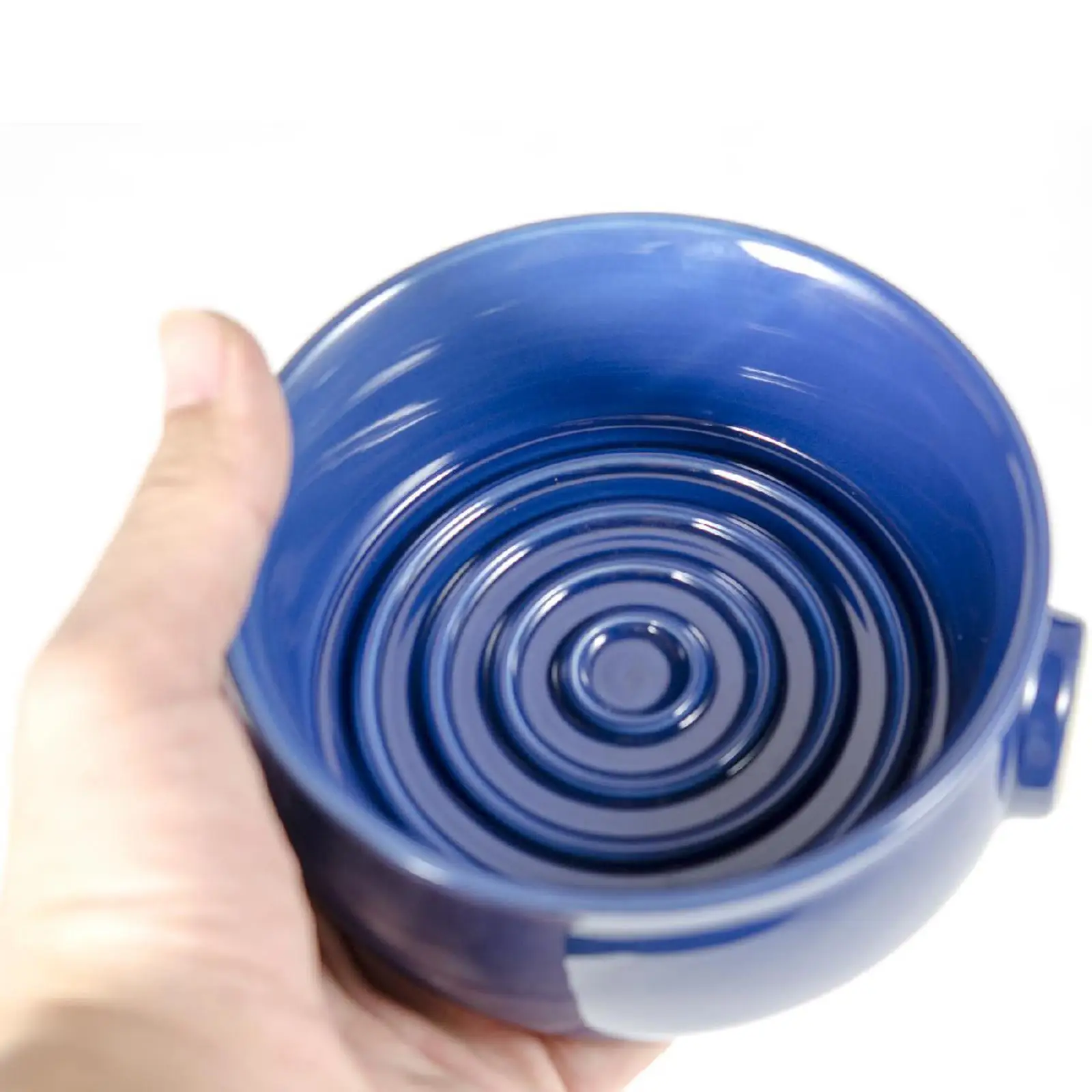 Professional Ceramic Shaving Mug Wide Mouth Lather Bowl Spiral Foam Maker Non Slip Handle for Mens Salon and Beard Care
