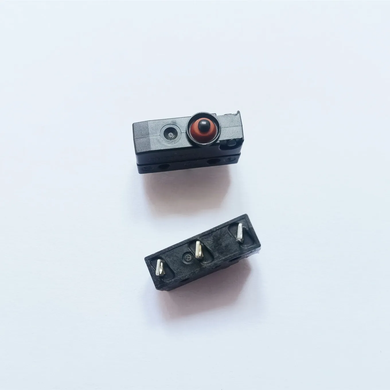 Original new 100% micro switch DC2 waterproof and dust-proof DC2C-A1AA stroke key 3pin 10A