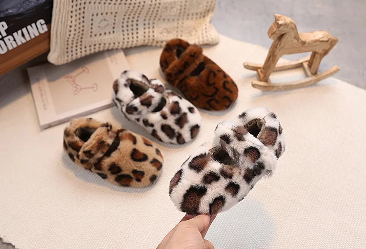 Kinder Warme Flache Freizeitschuhe 2027 Mode Herbst Winter Koreanische Leopardenmuster Plüschschuhe Plüsch Mädchen Baumwollschuhe – Detail 4