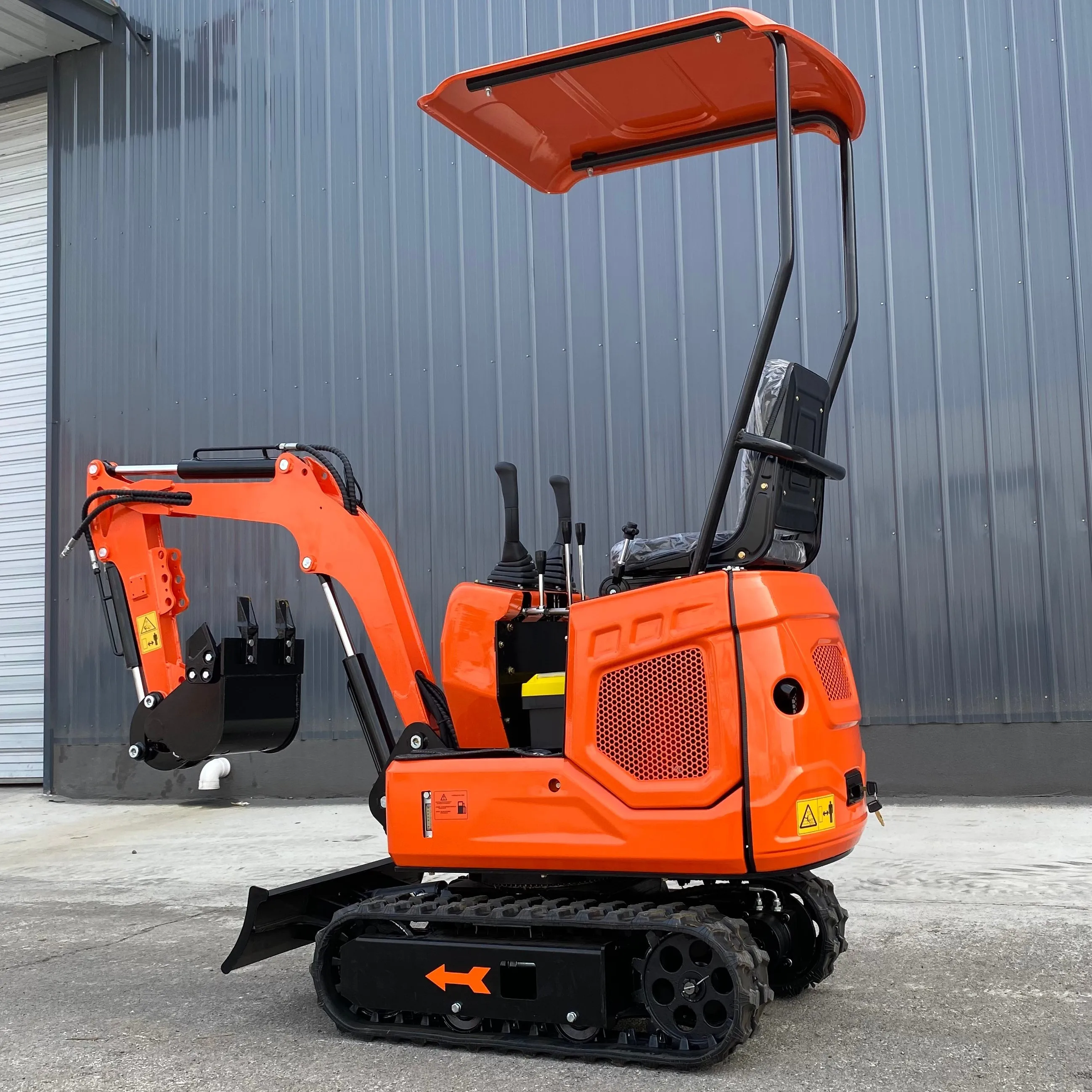 Customize Mini Excavator Kubota Engine EURO 5 Diesel Engine Crawler Excavator Zero Tail Swing Compact Excavator with Cab view 3