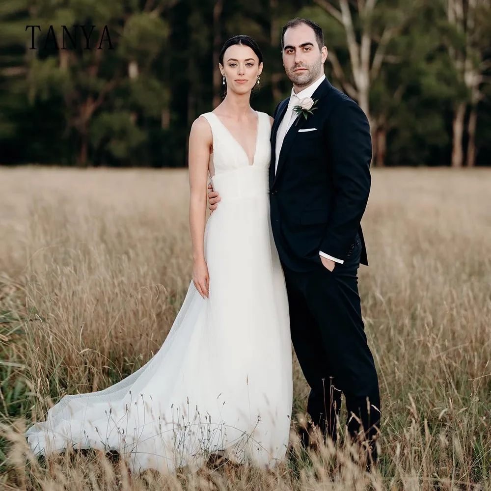 Elegante vestido de novia de tul suave sin mangas con cuello en V profundo, línea A, tren de barrido, vestido de novia Simple para sesión de fotos, TSWD360