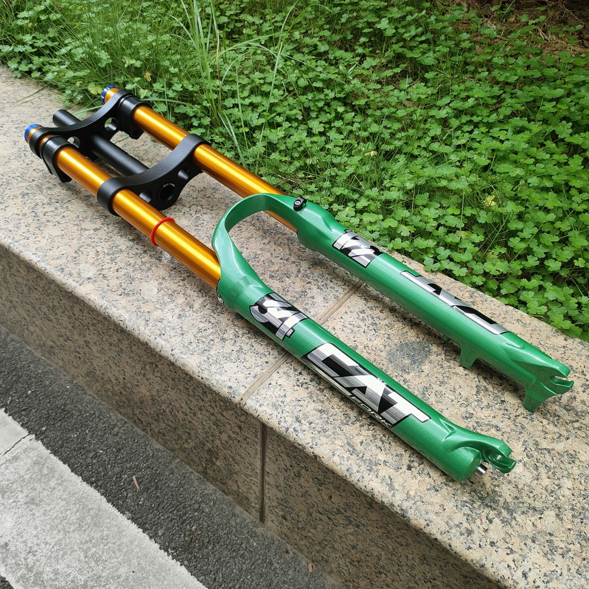 

Двойные плечи 26/27,5/29 34 мм запираемая воздушная вилка для горного велосипеда 100X9 мм с переходками пневматическая подвеска для горного велосипеда