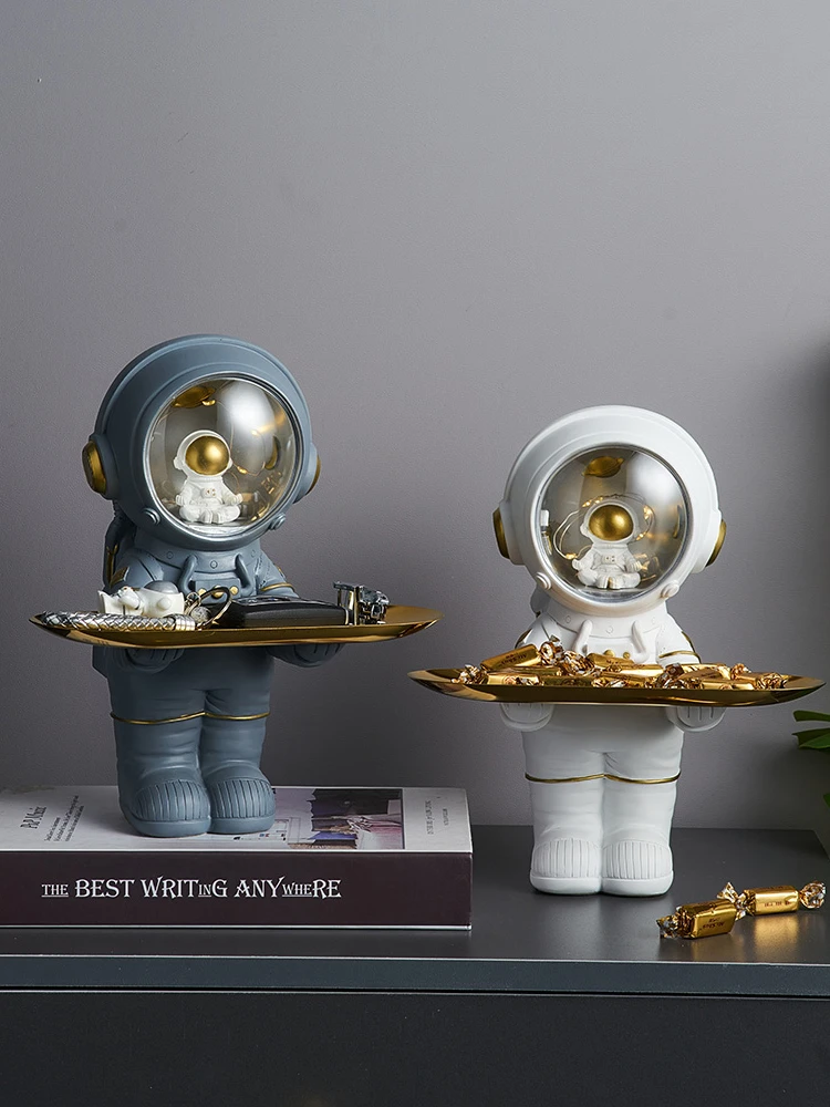 Creative Astronaut Statue Storage Tray Nordic Home Decor Desk Storage Astronaut Figurine Living Room Table Decor Key Storage