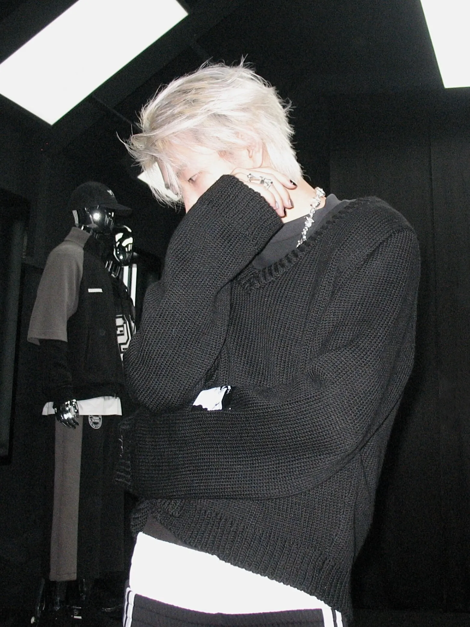 ER/D 21AW 100% Wool Patch Shaped Irregular V-Neck Sweater
