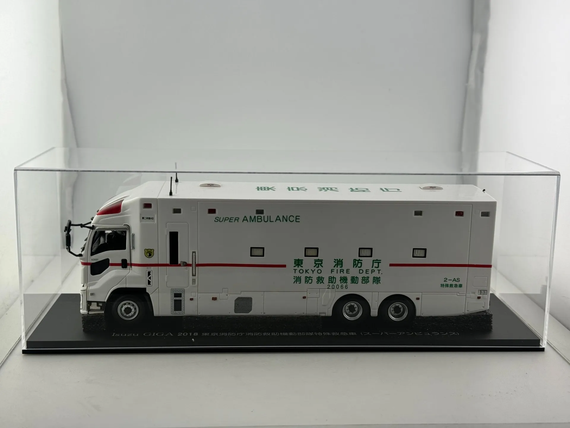 لا صندوق ألوان دييكاست راي كارنيل 1/43 مقياس ايسوزو الراتنج نموذج سيارة تحصيل لعبة هدية تذكارية عرض حلية #1