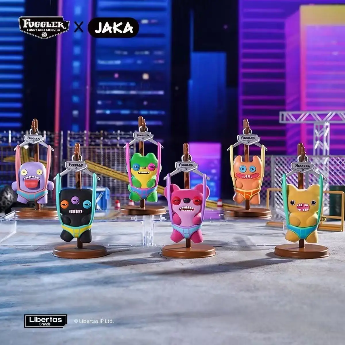 

Fuggler Blind Box Funny Ugly Monster Figure Random Style Collectible Toy Kawaii Weird Doll Desktop Car Decoration Birthday Gift