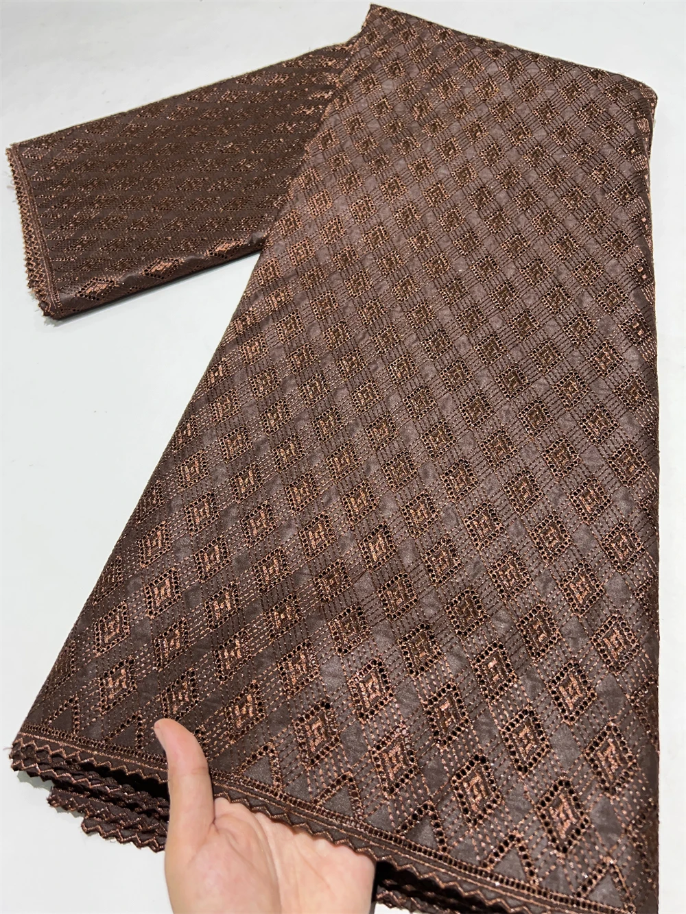 

2024 New Dubai Cotton Lace Cloths African Lace Fabric Nigerian Swiss Voile Lace Fabric For Men or Women Party Dress Sew TY3822