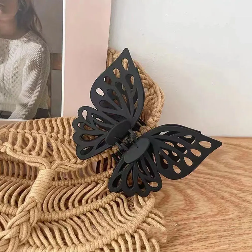 

Набор из 3 изящных заколок-бабочек для волос, большие заколки-крабы для женщин, премиум-материал, прочная фиксация, не скользят, для повседневного использования и вечеринок