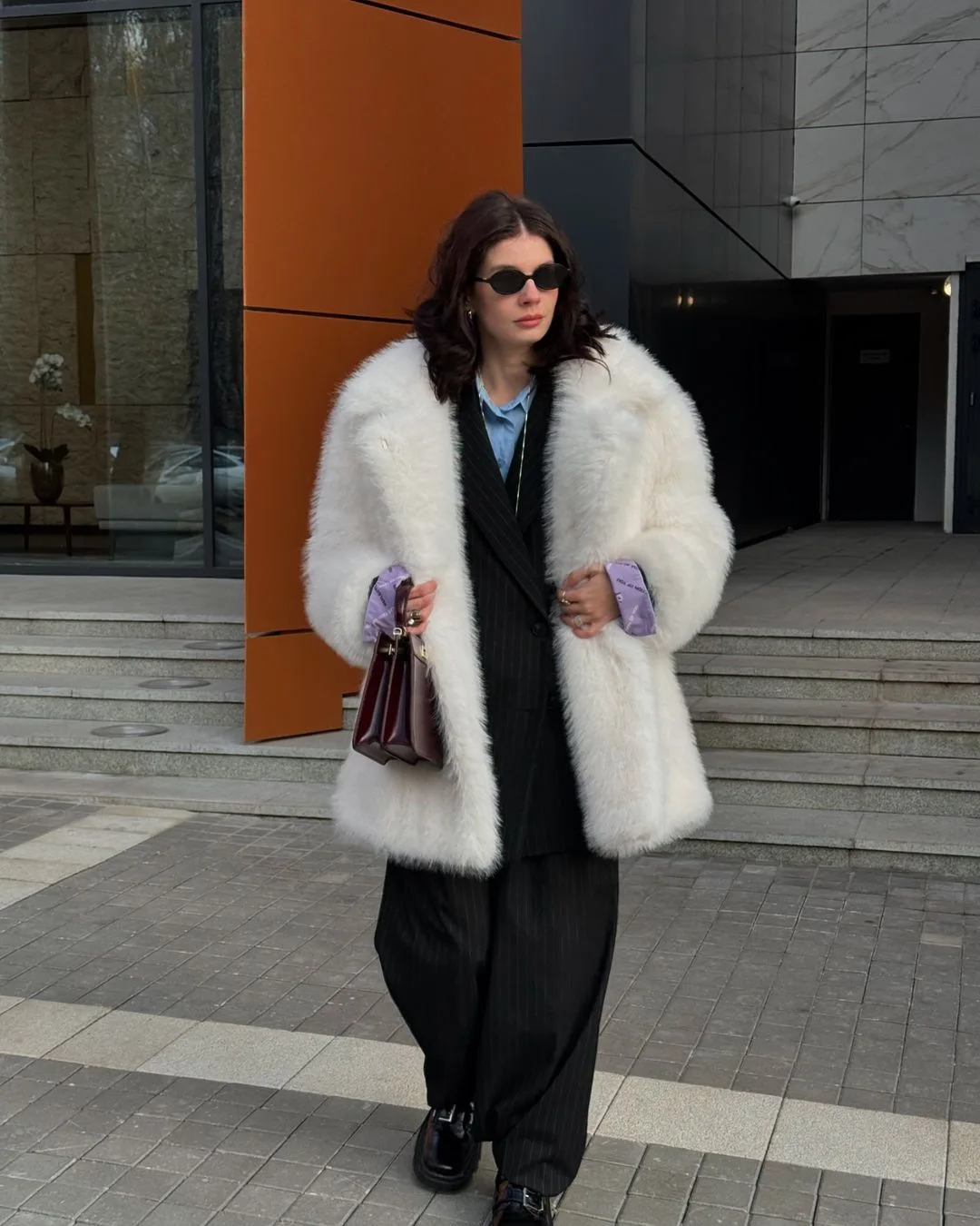 

Winter Warm Thick Faux Fur Jacket Women Loose Turn Down Collar Y2k Streetwear Elegant Coat Furry White Outerwear