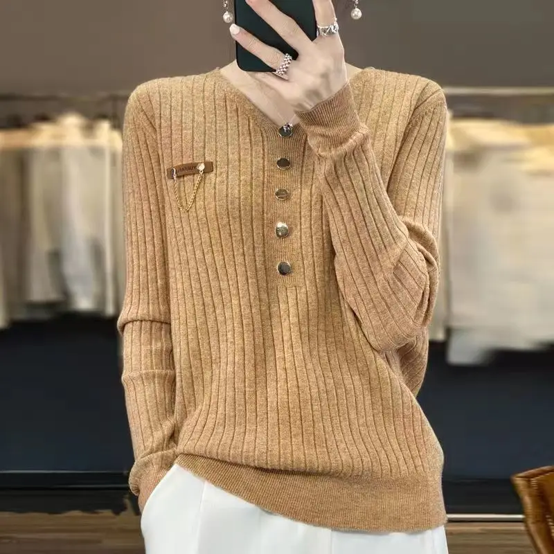 

Women's Solid Color V-Neck Button Sequined Chains Knitwear Autumn and Winter New Fashion Loose Long Sleeve Sweater Loose Tops