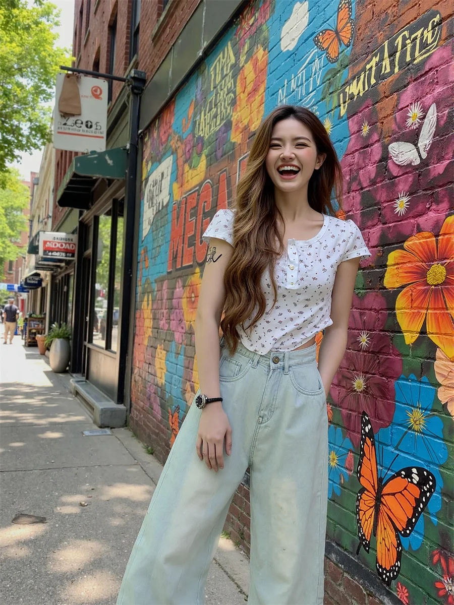 กางเกงยีนส์ขากว้างทรงหลวมสำหรับผู้หญิง แต่งลูกปัดโลหะเต็มด้านข้าง ล้างสีแบบดิบ ทรงสวย ใส่ได้ทุกวัน เหมาะสำหรับคนสูง ผอม ใส่เดินทาง ผ้าฝ้าย ผูกเชือก สีทอง