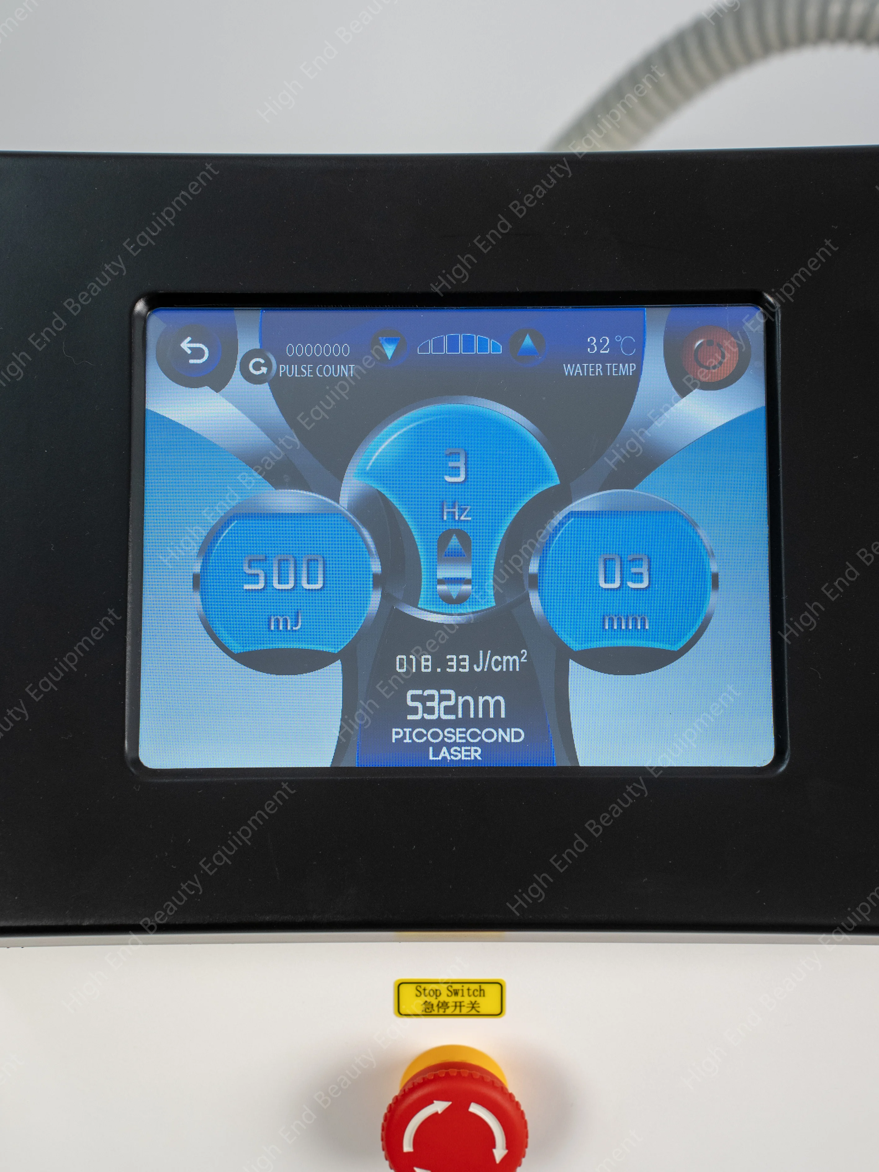 آلة إزالة الليزر المحمولة 808Nm الجليد غير مؤلم جميع أنواع الجلد ليزر ديود 808 آلة إزالة الشعر