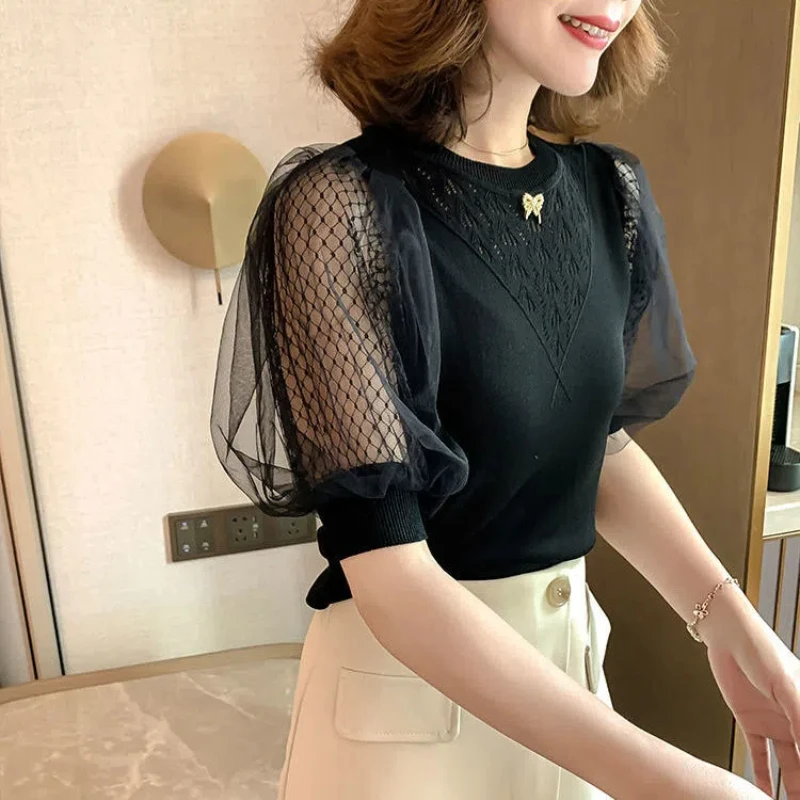 Temperament Summer Solid Thin Women\'s Ice Silk O-Neck Hollow Out Gauze Patchwork Fashion Elegant Short Sleeve Slim Knit Tops