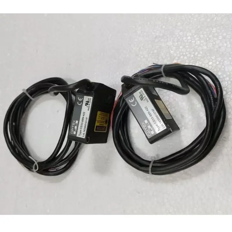 Sensor láser CD33-85N-422 de segunda mano probado OK y enviado rápidamente