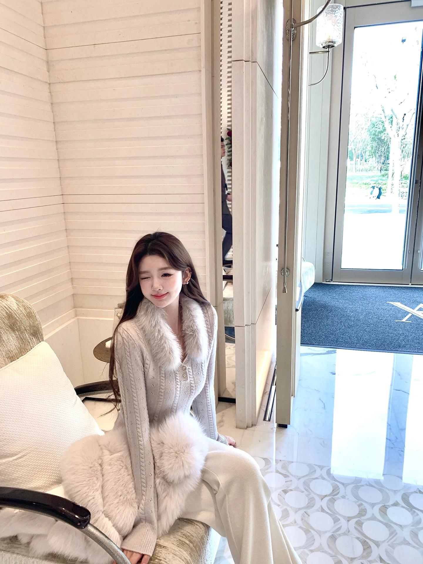 

Женский зимний свитер Zhaobao Miss Tangy Tangy 00 из шерсти с меховым воротником, новый, свободного кроя, длинный рукав, цветной