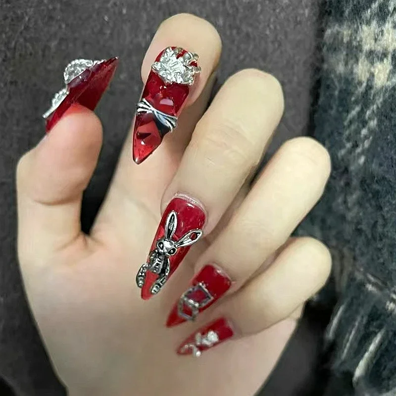 Handmade Punk Rabbit Design Red False Nail Long Aesthetic Press On Nails Y2K Rhinestone Fake Nail With Glue Reusable Coffin Tips