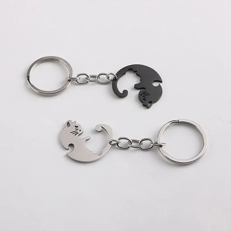 Small Item Portable Stainless Steel Keychain Heart-shaped Splicing Cat Yin and Yang Cat Pendant Necklace Keychain Jewelry