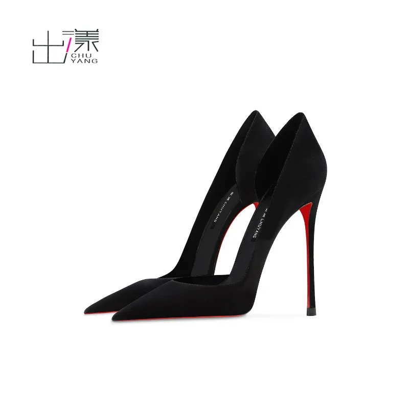 

Новые замшевые черные туфли-лодочки на высоком тонком каблуке с открытым боком, универсальные, сексуальные, удобные, одиночные модели.