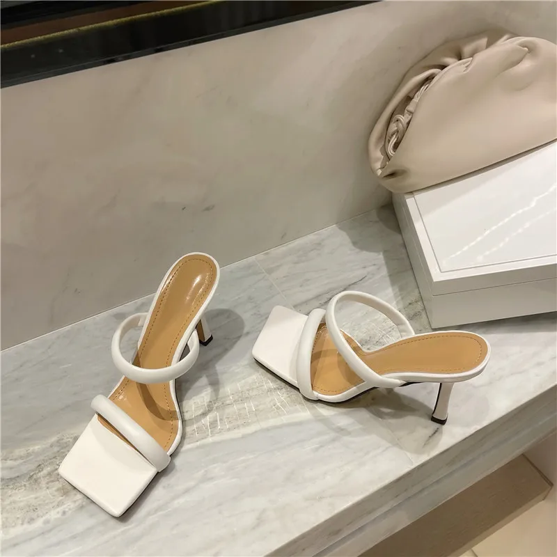 2022 New Summer Yellow White Thin Heels Slippers Sandals Women Square Toe Mules Slippers Beach Leisure Slides Flip Flop Platform