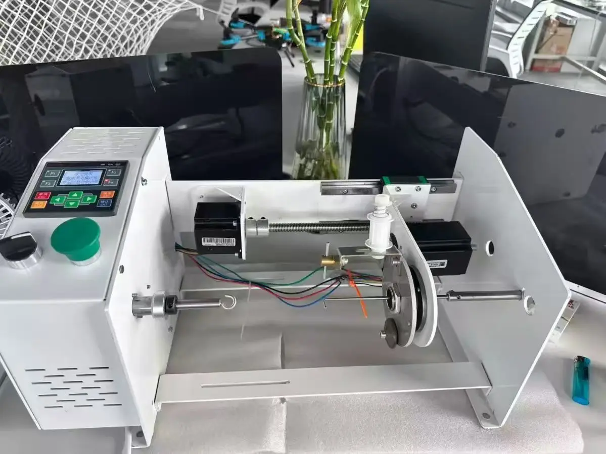 Teaching Hair Extension Machine, Easy to Use, Feathered Hair Extensions Maker, DIY Hair Accessories Tool, Salon Equipment